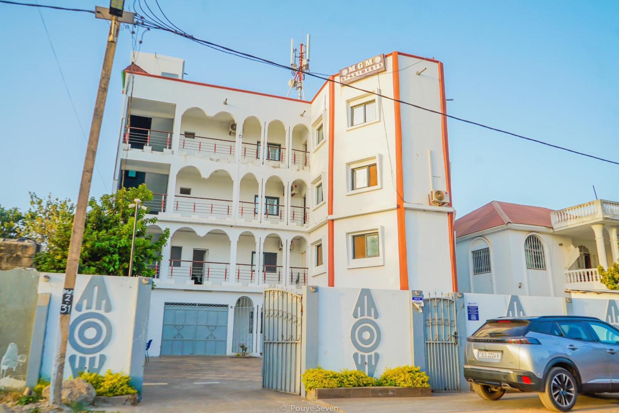 Mgm Apartments Gambia Kololi Exterior foto