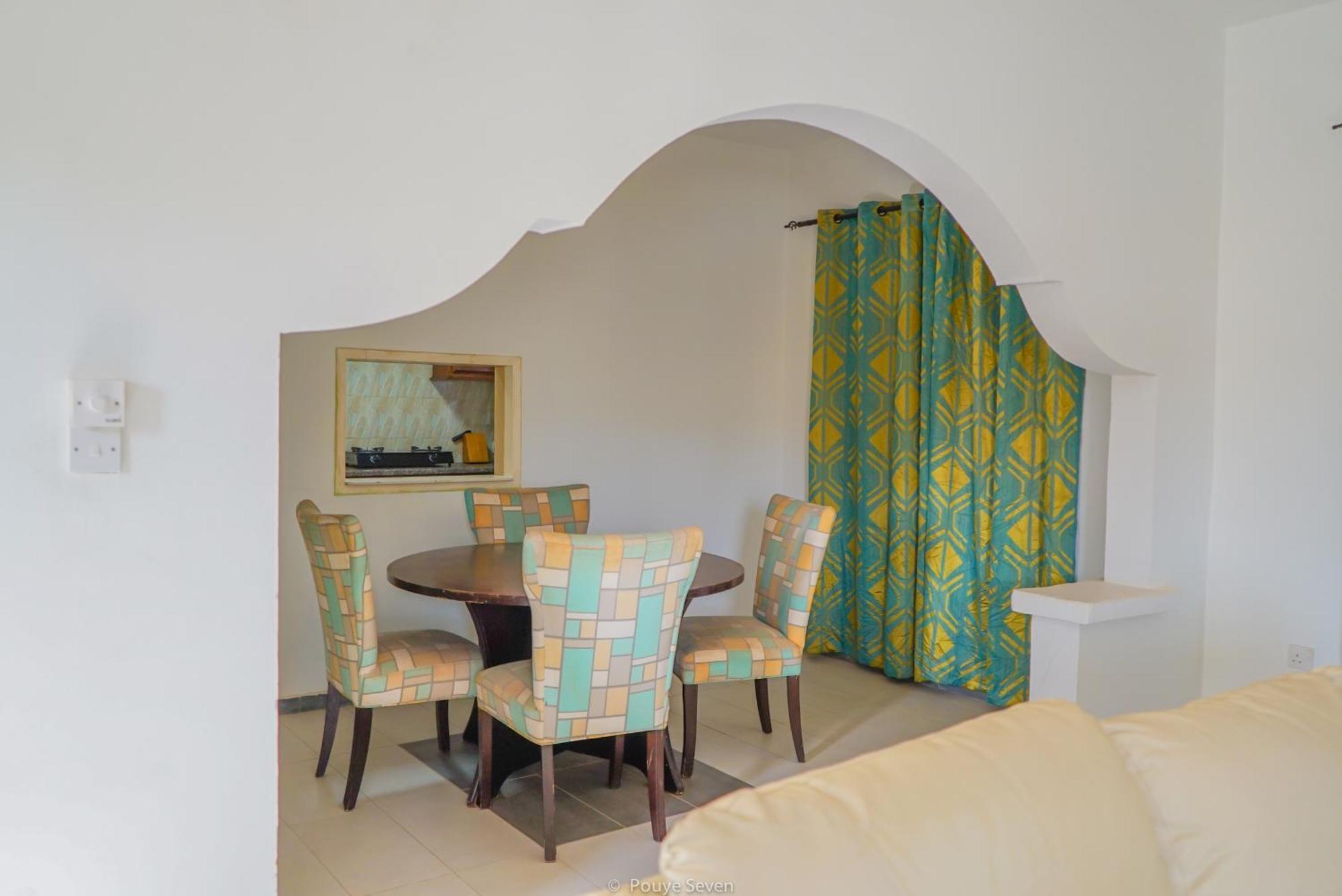 Mgm Apartments Gambia Kololi Exterior foto