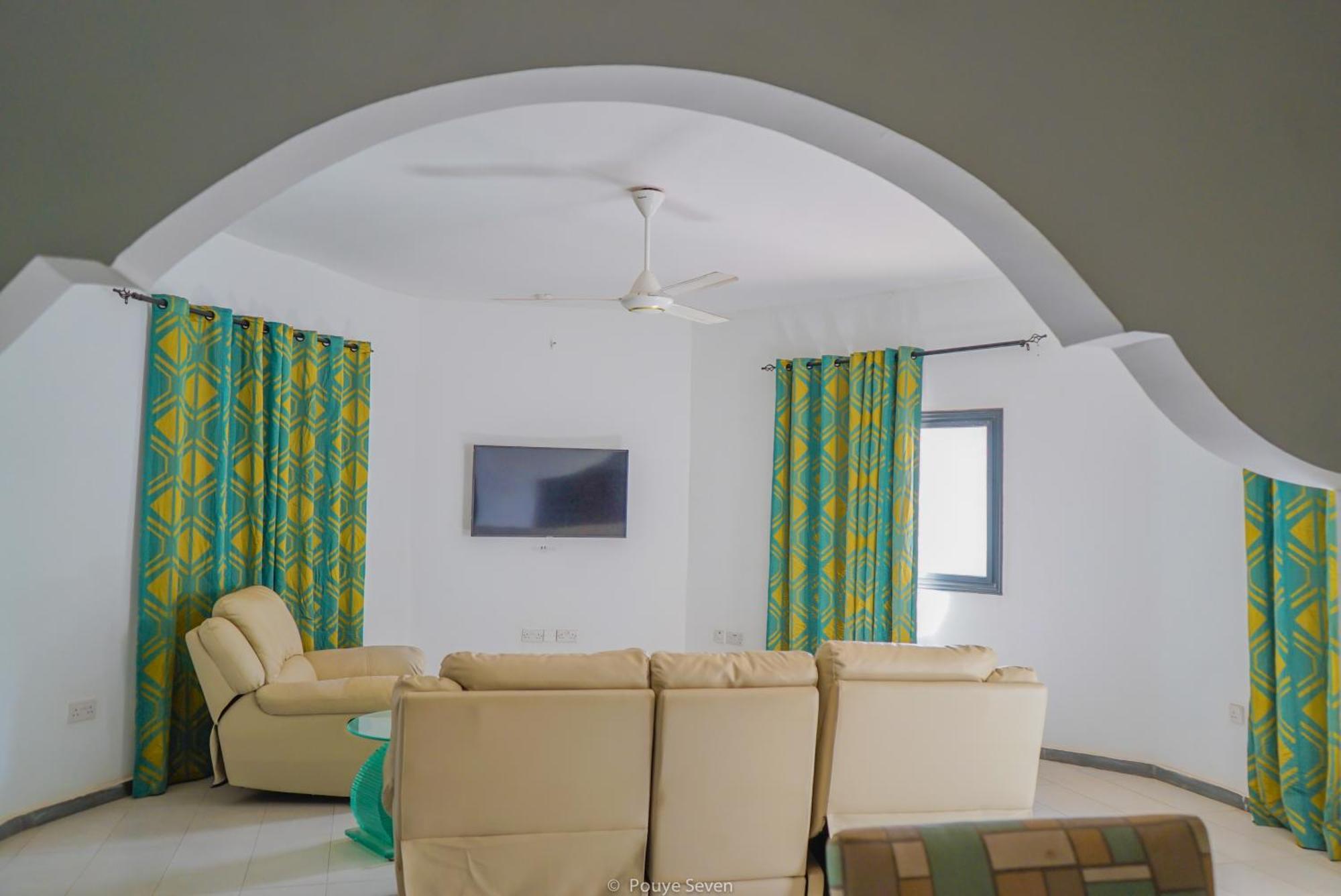 Mgm Apartments Gambia Kololi Exterior foto